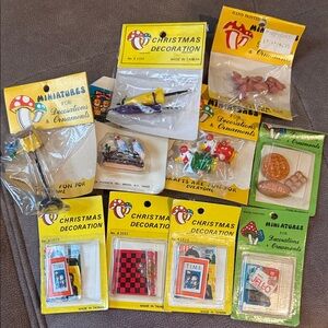 Vintage Decoration Miniatures lot